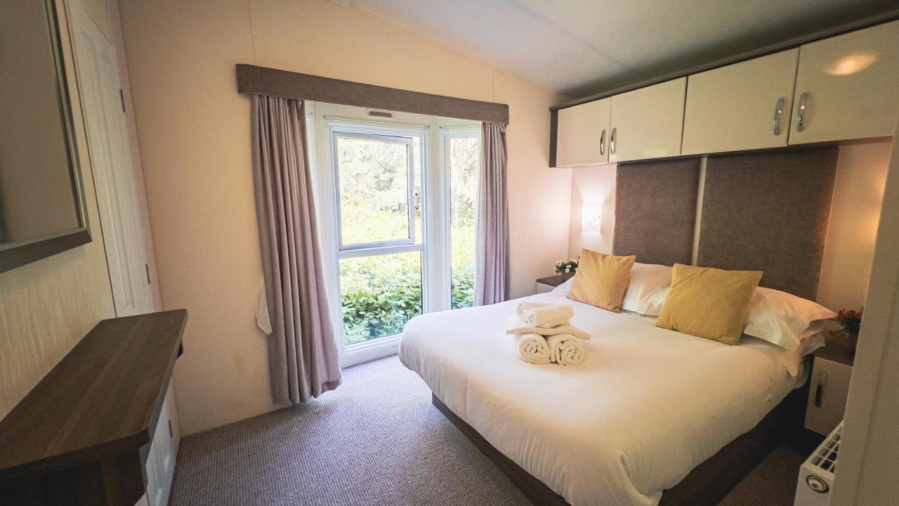 Hazel Oaks, Beautiful Lodge With Hot Tub - Sleeps 6 - Felmoor Park Morpeth Bagian luar foto