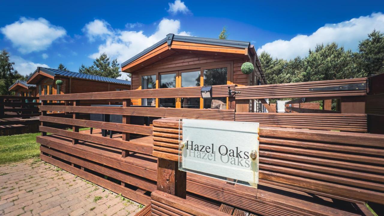 Hazel Oaks, Beautiful Lodge With Hot Tub - Sleeps 6 - Felmoor Park Morpeth Bagian luar foto